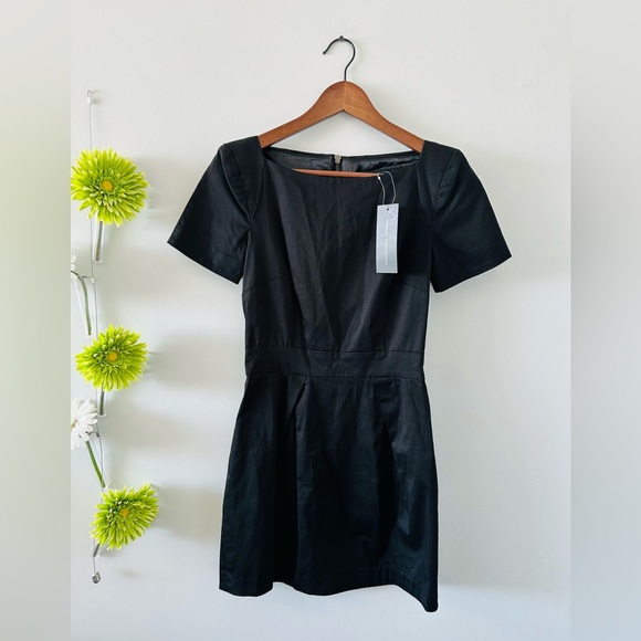 French Connection | Classy Fitted Dress - Picture 3 of 11